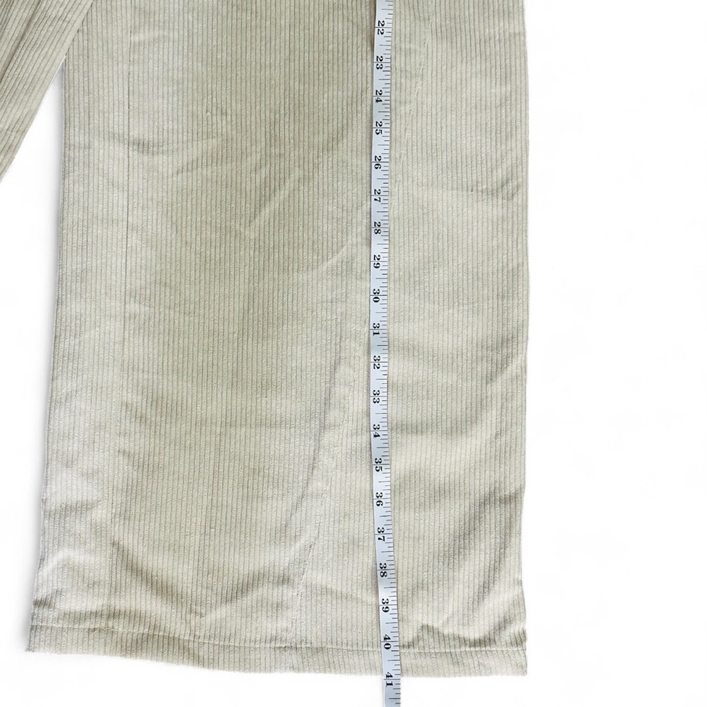Women's Vintage mCorduroy Trousers Simple Wide Leg Trousers for in Khaki. Large - Picture 6 of 6